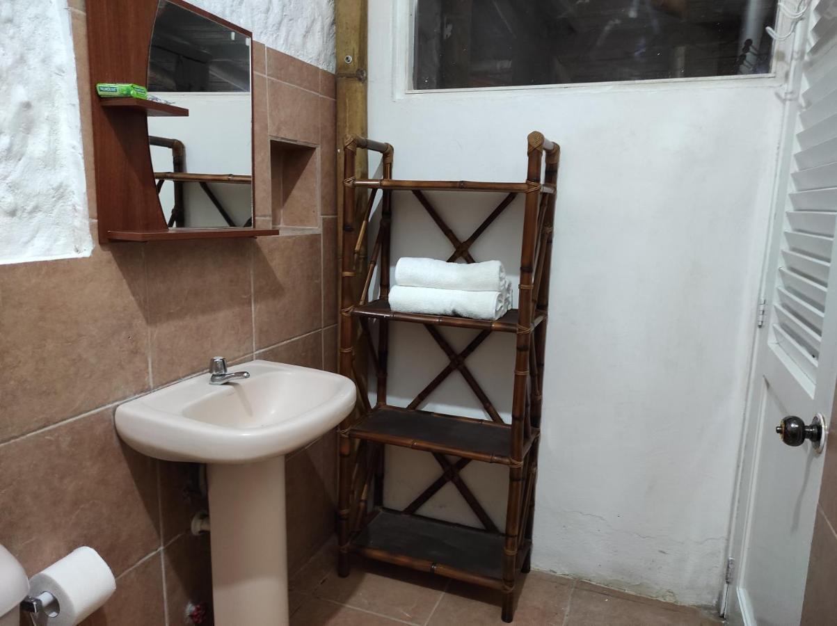 Caramba Hospedaje Otel Tonsupa Dış mekan fotoğraf