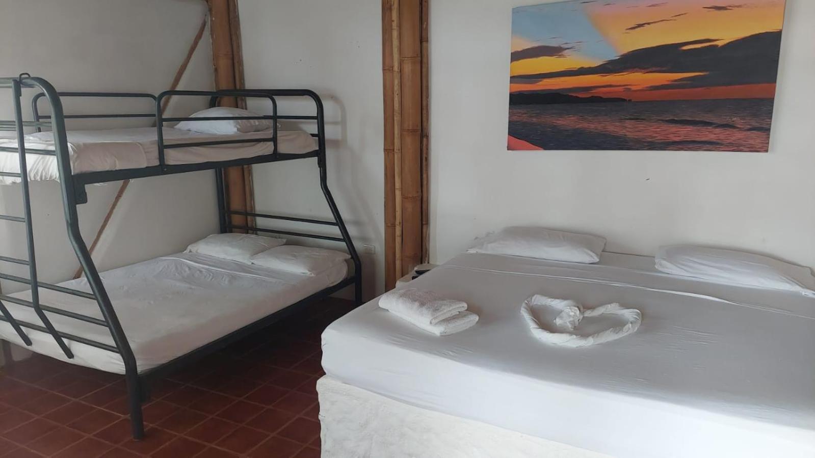 Caramba Hospedaje Otel Tonsupa Oda fotoğraf